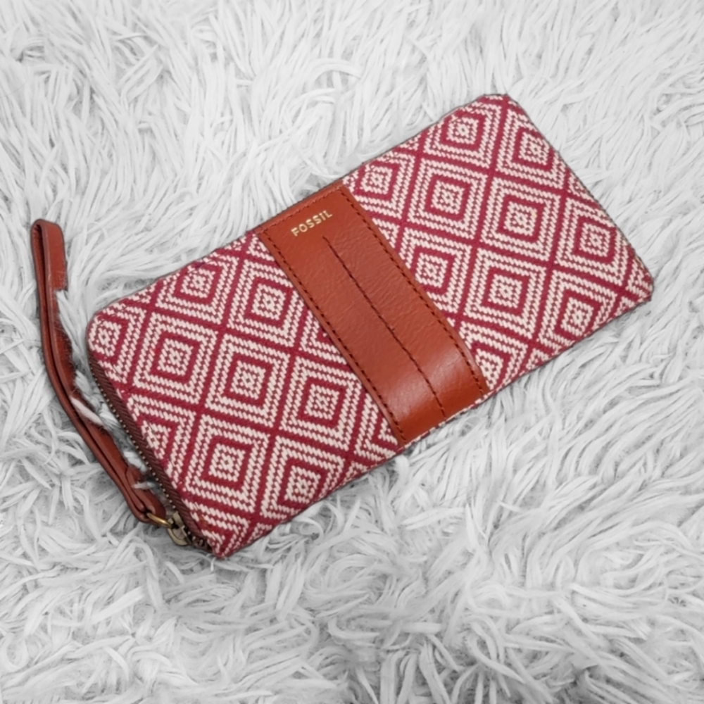 💙Fossil Jori Zip Clutch wristlet  wallet LeaNewther and Fabric Red / Ecru